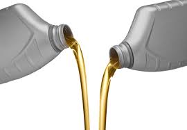 Mineral Oils vs Engine Oils: Key Differences & Best Uses